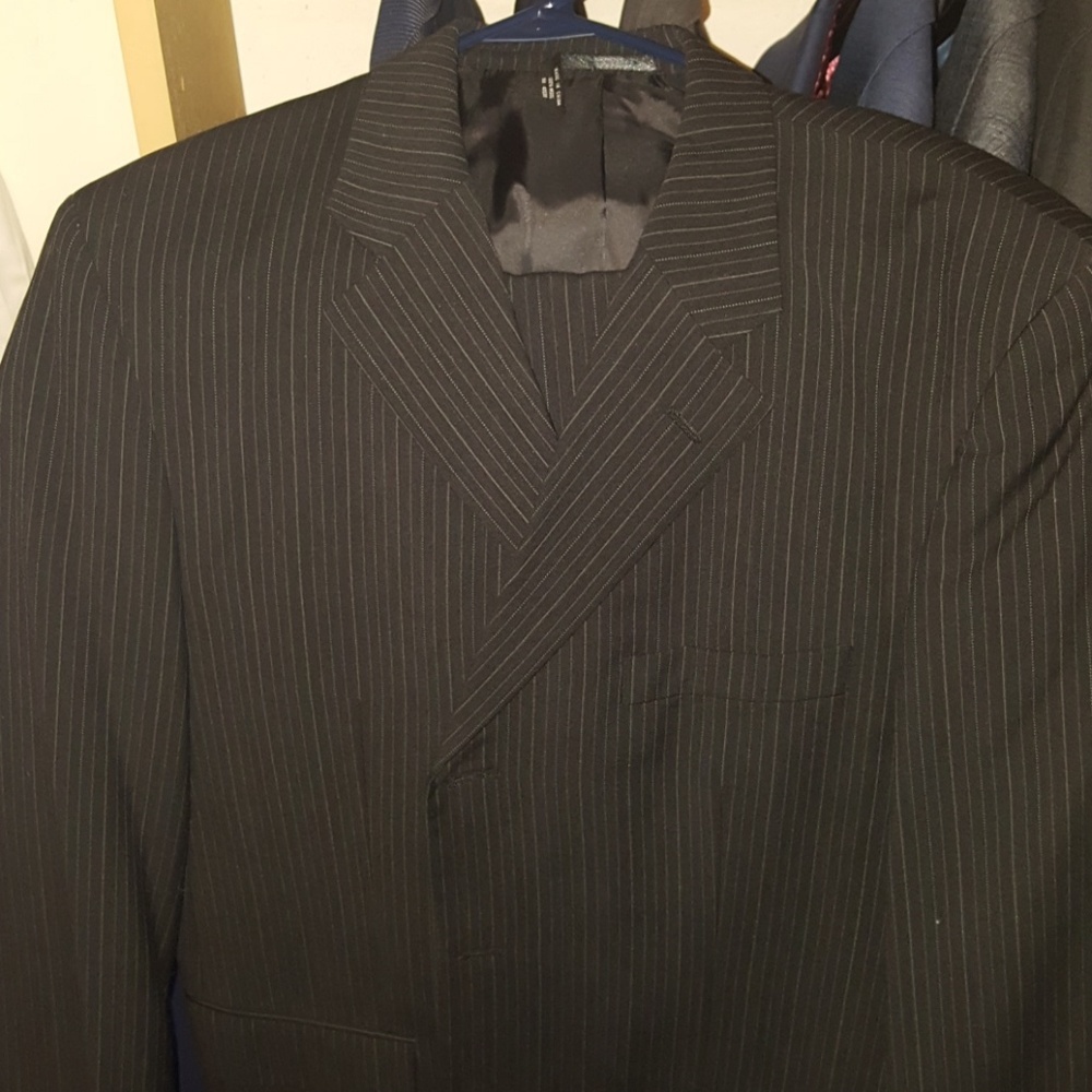 Jines New York Suit